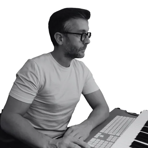 Alex Larraga